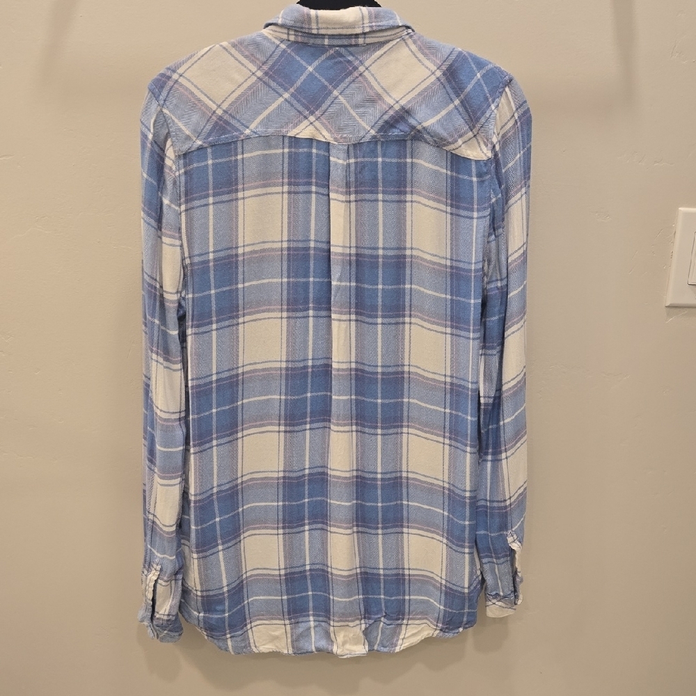 beachlunchlounge Blue and White Plaid Women's Button Down Shirt - Picture 6 of 8